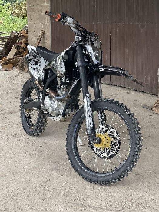 Продам кові адванс 300