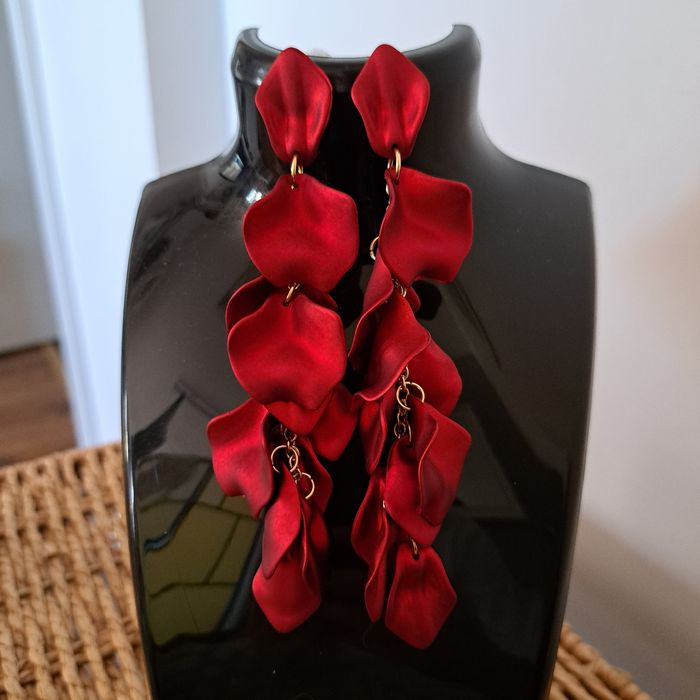 Długie efektowne kolczyki- nowe