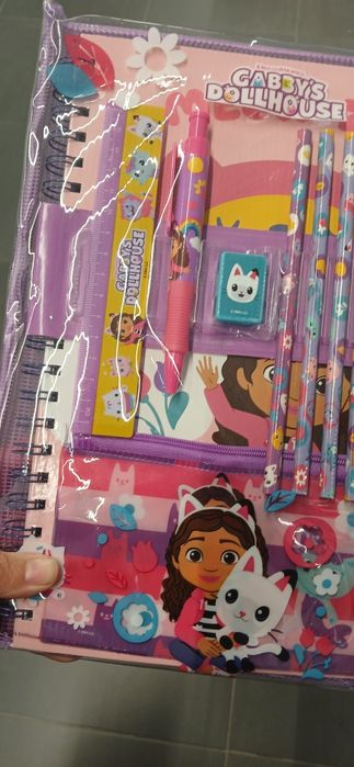 Conjunto de escrita Casa das Bonecas Gabby's Dollhouse