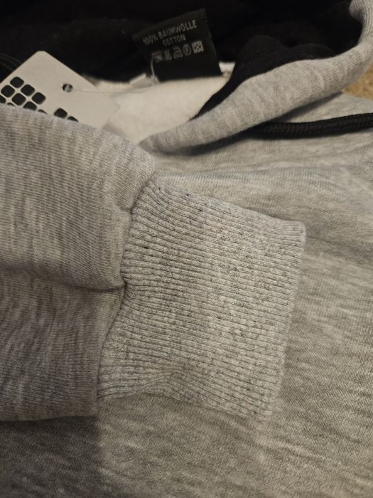 Dres  szary firmy nike