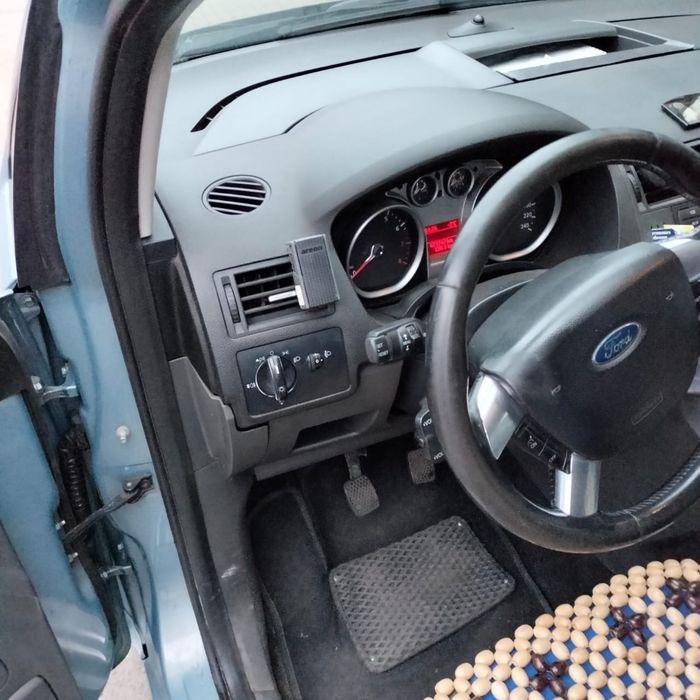 Продам  Ford C -Max 1.8