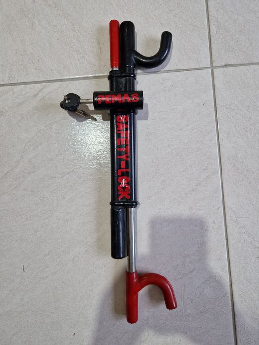 Mechaniczna blokada kierownicy marki PEMAS SAFETY-LOCK