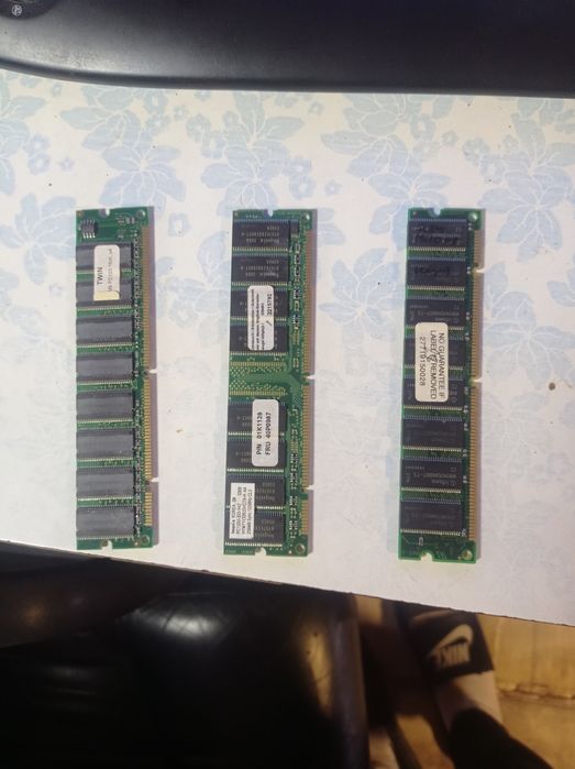 Продам хорошые рабочие видео карты на 256