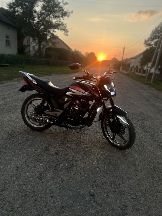Продам musstang mt 200