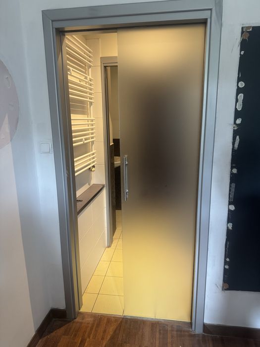 Drzwi szklane przesuwne