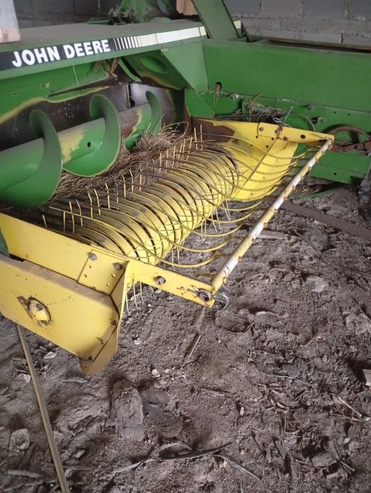 Продам преса Джон Дір 349