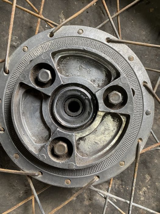 Продама колеса на мопед карпати