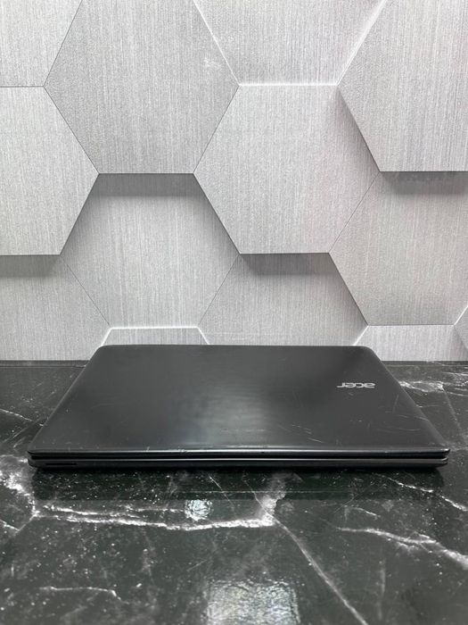 Ноутбук Acer Aspire Е1-572