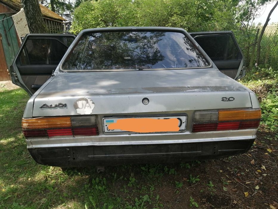 Продам Audi 80 торг