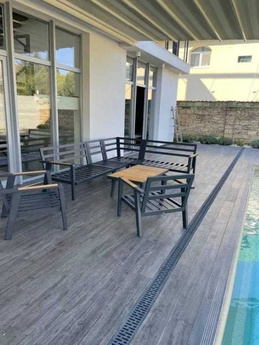 LUXURY VILLA с бассейном Рядом море Совиньон 1 Видео! Большой выбор!