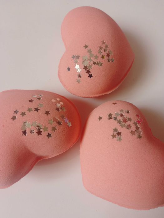 Бомбочки для ванни з натуральними складниками