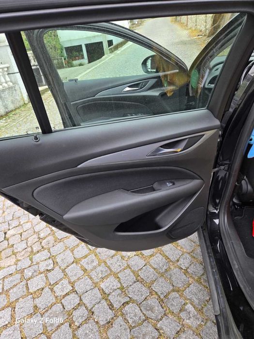 Carro Opel insignia 2018