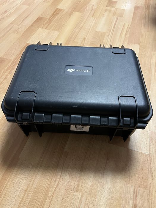Продам DJI Mavic 3