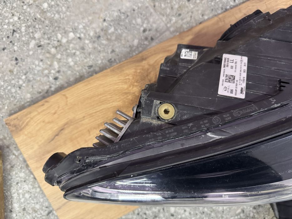 Фара права infiniti q30 европа 260105DA2B