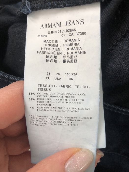Spodnie damskie ARMANI JEANS rozmiar 28