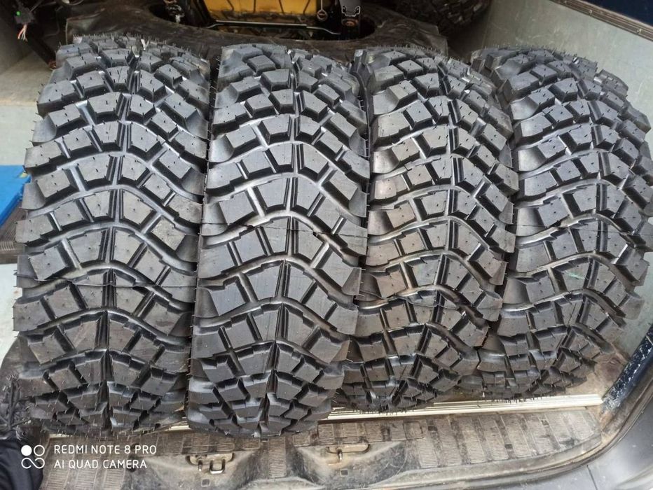 Автошини зимові. 215×70.16