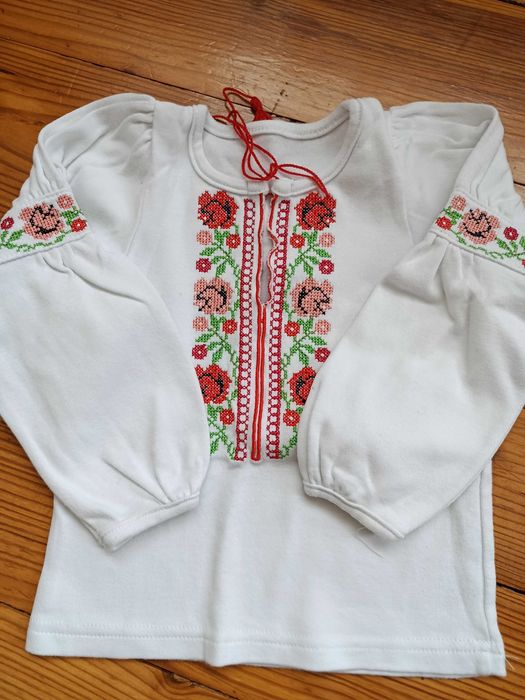 Вишиванка для дівчинки