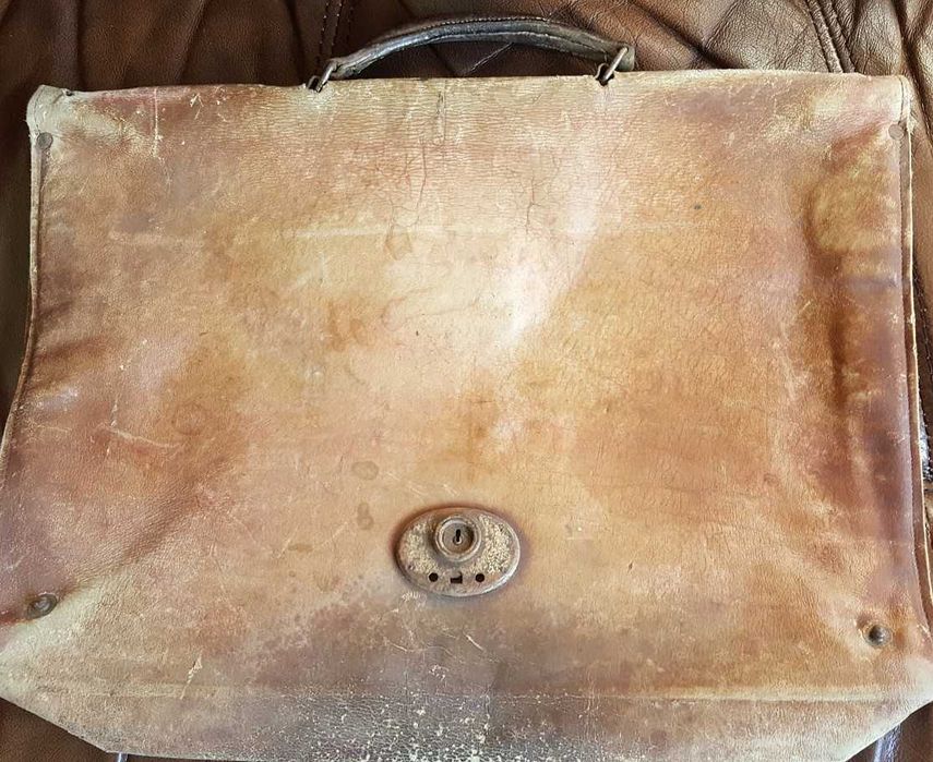 D.R.G.M. / DRGM - Pasta / Briefcase / Mala em pele antiga - England