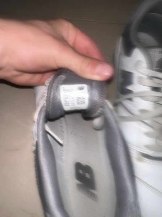 NB 550 OG Grey White Buty Męskie Retro Style Streetwear Look