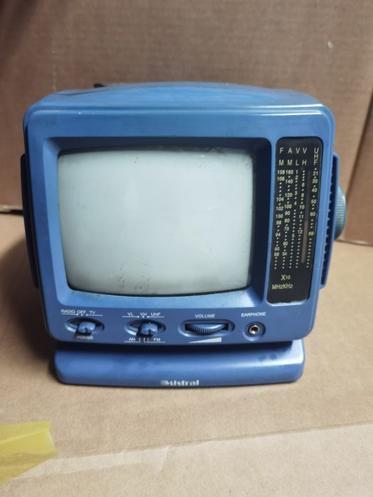 Mistral no.tv-502r tv dla kolekcjonera PRL