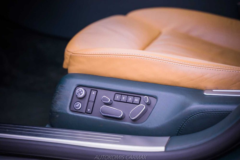 Bentley Flying Spur Continental