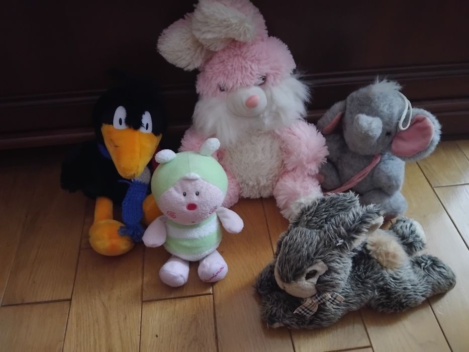 Гарні м'які іграшки