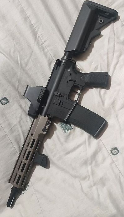 Vendo M4 Specna Arms airsoft