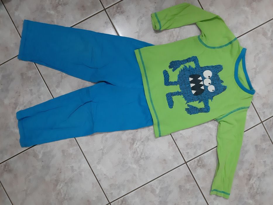 Піжама на92см.98см.104см.