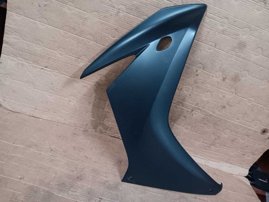 Carenagem lateral direita Honda CBR650F 2014 a 2016