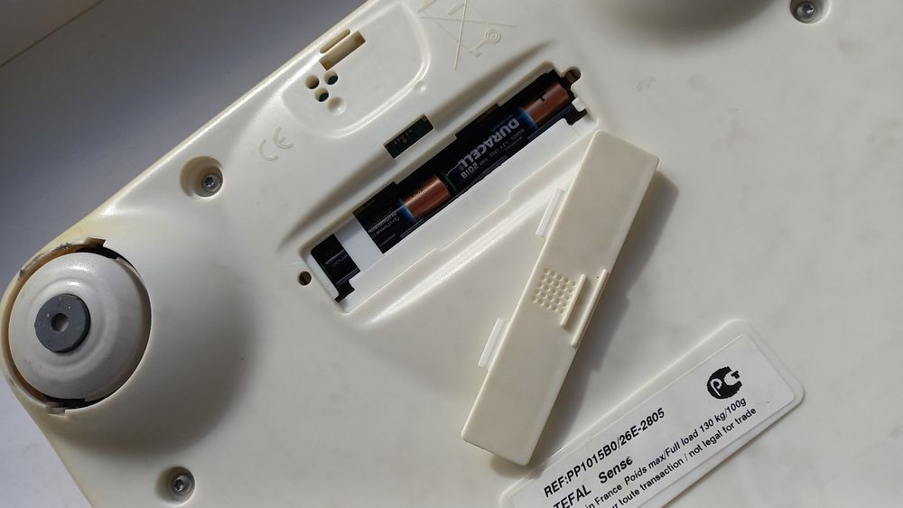 Напольные весы TEFAL.