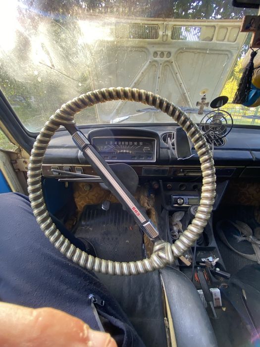 Авто в робочому стаі
