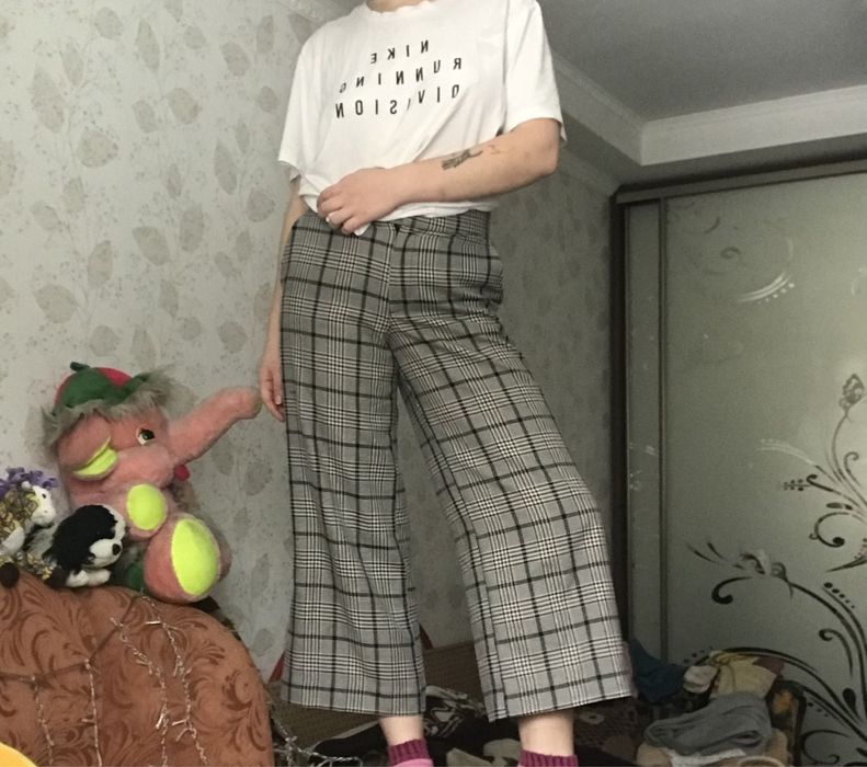 Картаті брюки H&M