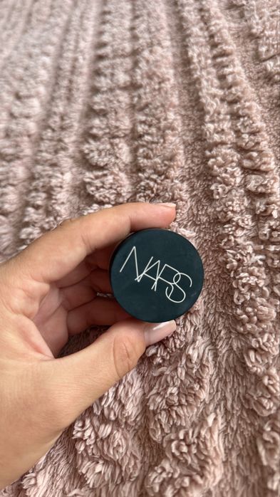 Nars консилер creme brulee
