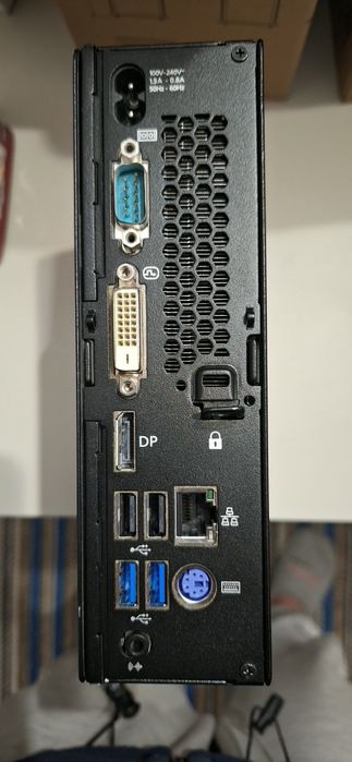 Fujitsu esprimo Q556