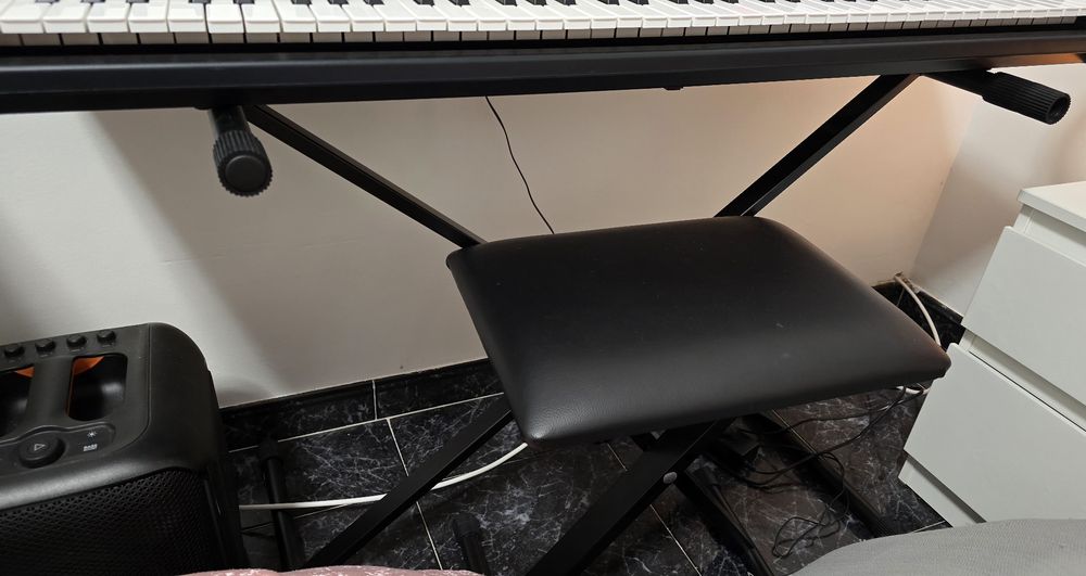 Teclado yamaha PSR-EW310