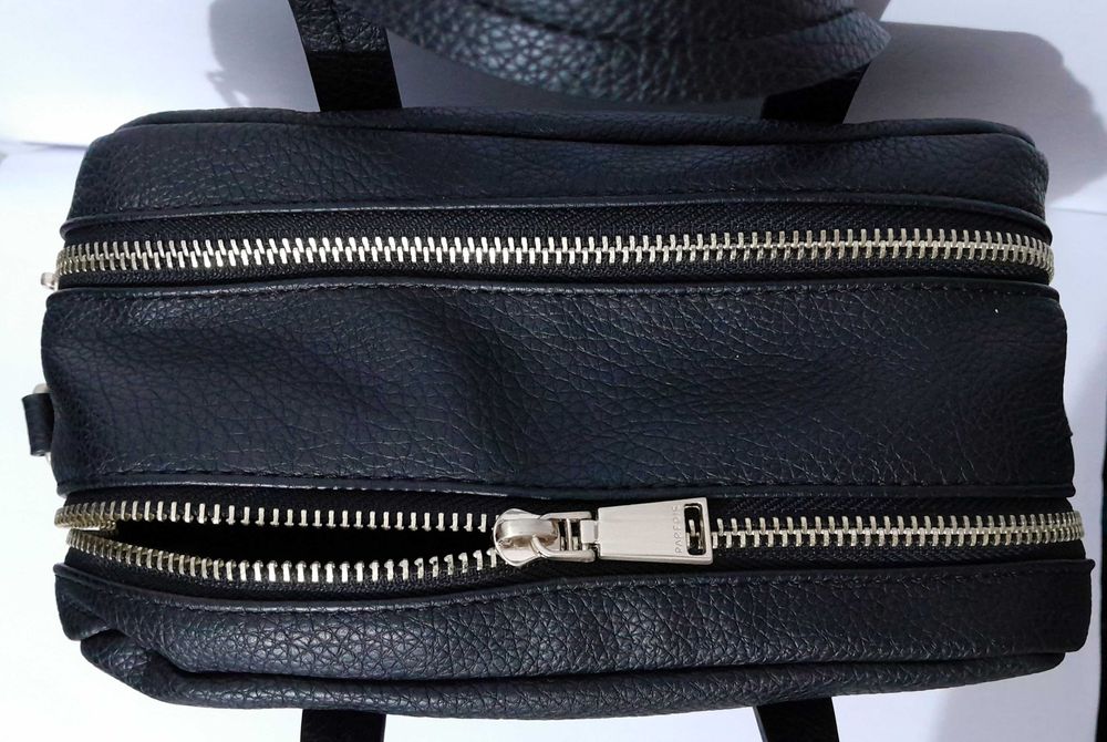 Black Small Bag with Various Hand/Shoulder Strap Patterns by Parfois64739168844161123