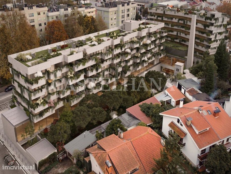 Apartamento T0 com varanda, no Porto
