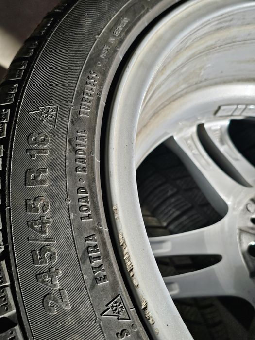Conjunto de jantes + pneus  BMW 550d × drive
