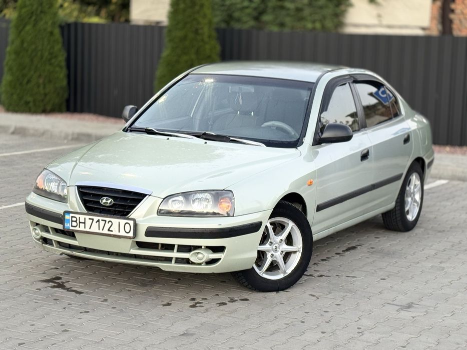 Hyundai Elantra 1.6 бензин