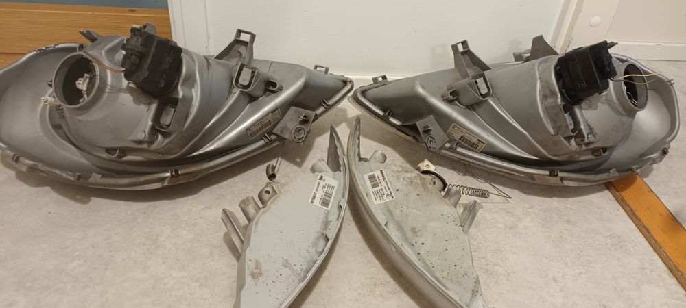 Фары рено трафик