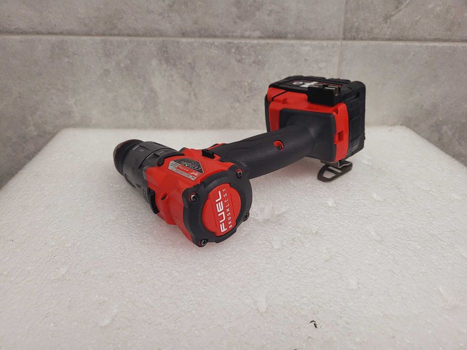Milwaukee M18 FPD2  Wiertarko-wkrętarka udarowa + Aku.  4Ah  Germany!