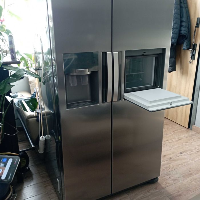 Lodówka Samsung Side by side RS7778FHCSL
