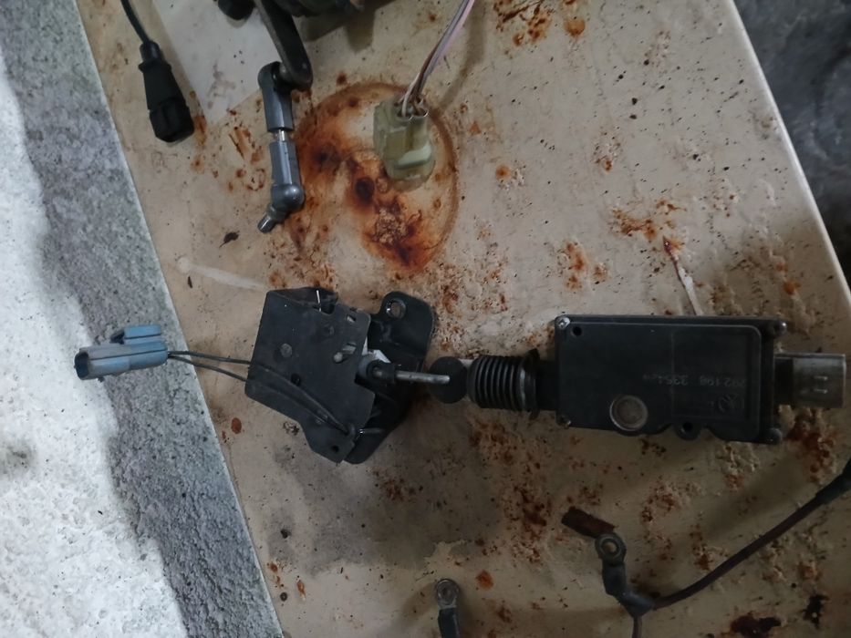 Fecho/pistola porta mala land rover freelander