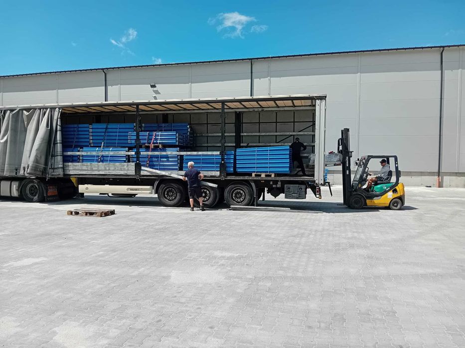 regały półkowe , paletowe