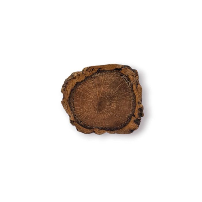 Pequeno Oratório Devocional Madeira Natural – Aplique Metálico