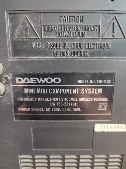 музичний  центр DAEWOO