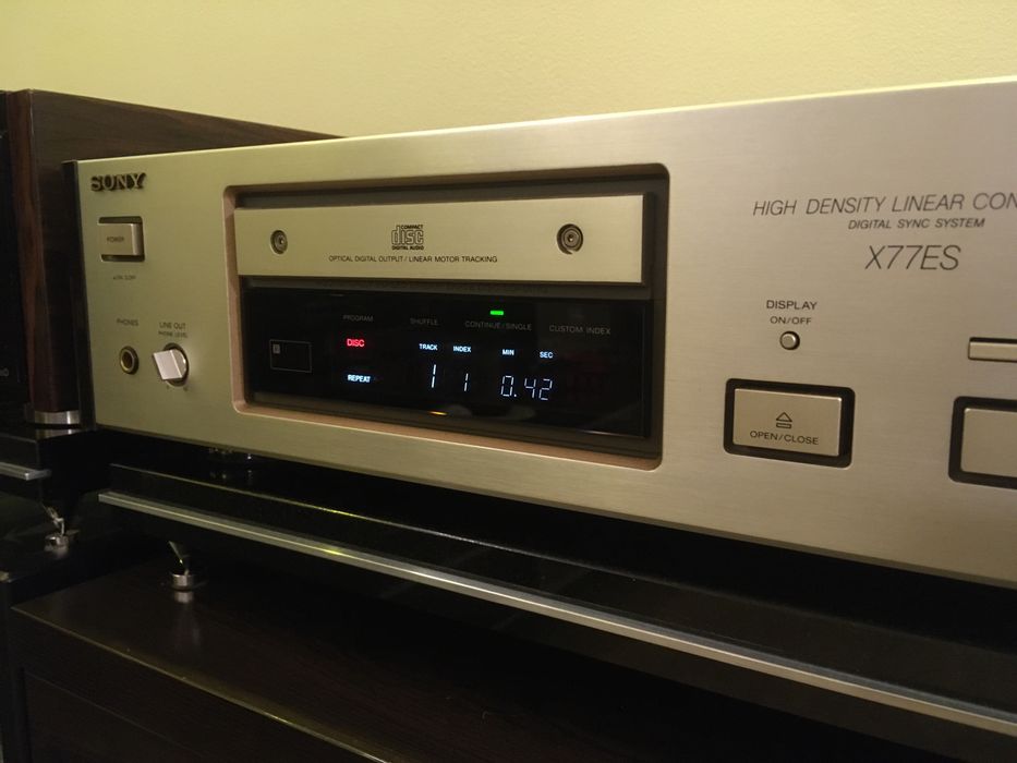 Odtwarzacz SONY CDP X77ES