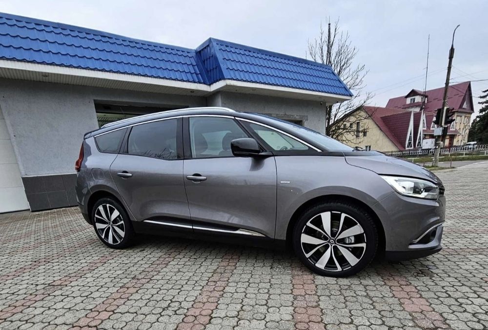Автомобіль Renault Grand Scenic 4