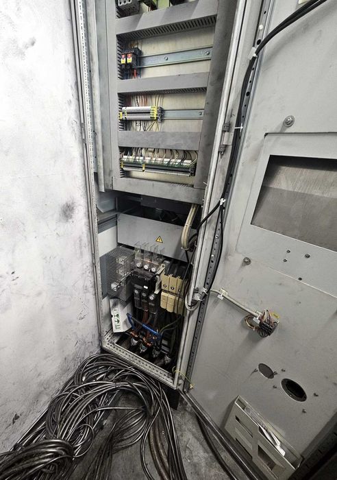 Extricom RE3 32   , 12-ślimakowy Ring Extruder