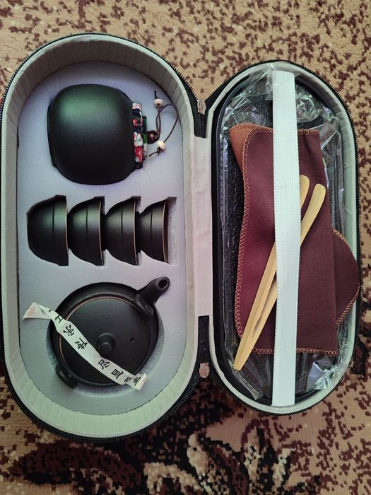 Продам набір для чаювання